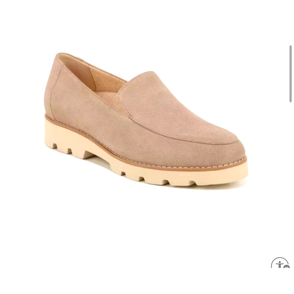 Vionic Kensley Women's Taupe Suede Loafers 7.5 Wide , NEW in box
